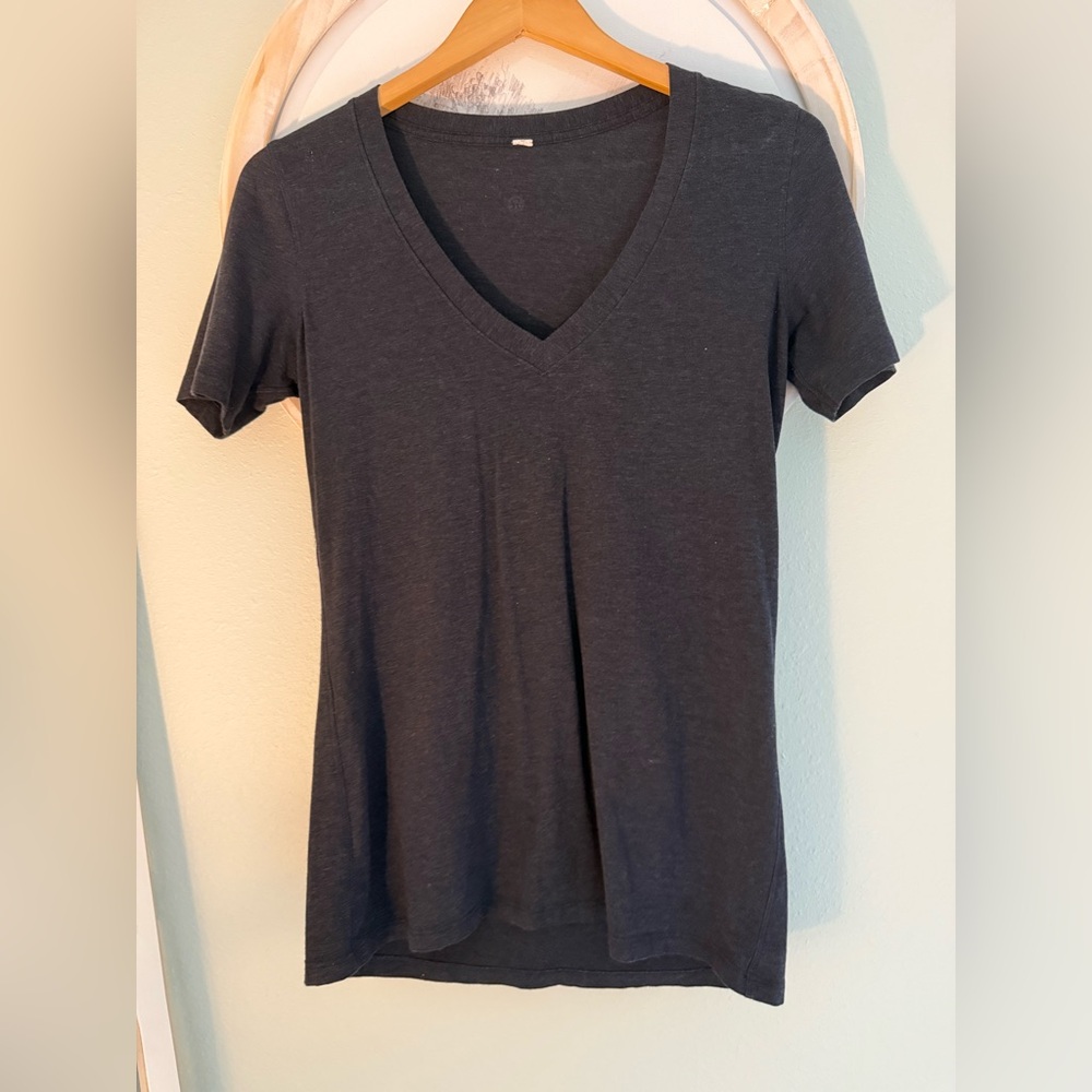 lululemon athletica Black Short Sleeve V-Neck Tee